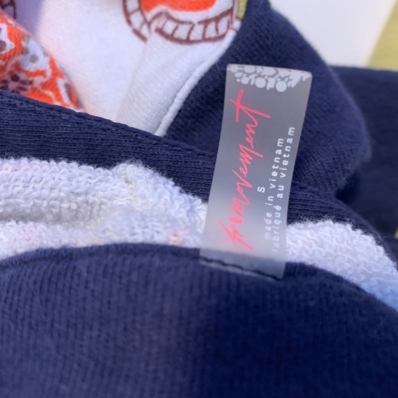 Free People FP Movement Cropped Floral Patterned Collared Sweatshirt - Picture 3 of 4